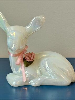 Vintage Fenton Pearly Sentiments Opalescent Art Glass Fawn Deer Figurine
